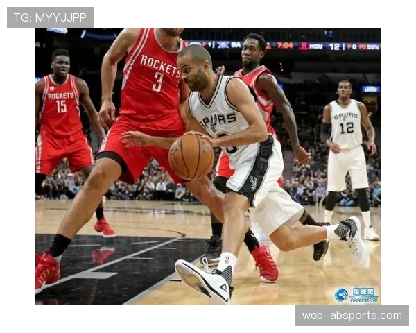 战术专栏:解析尼斯三月三连胜背后的五后卫体系 战术专栏:解析尼斯三月三连胜背后的五后卫体系